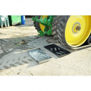 Fuel Drip Trays - 25L-3369